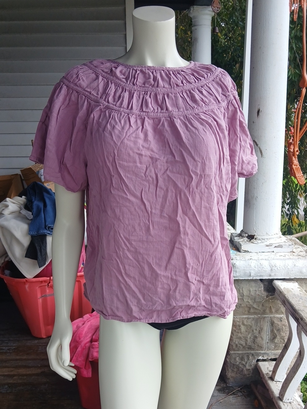 GUC Old Navy Lavender Blouse Size Large